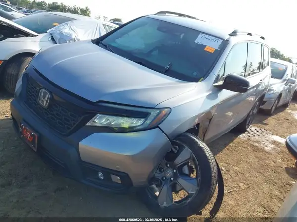 5FNYF8H99KB028371 2019 HONDA PASSPORT - Image 2