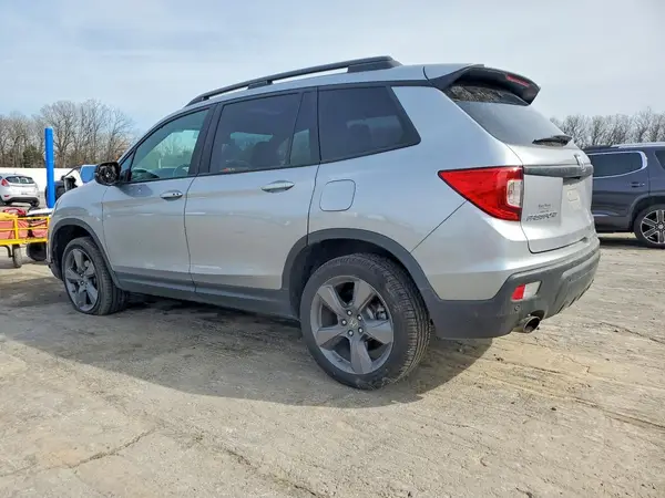 5FNYF8H99LB004525 2020 HONDA PASSPORT - Image 2