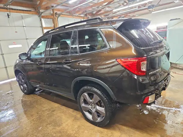 5FNYF8H99LB013368 2020 HONDA PASSPORT - Image 2