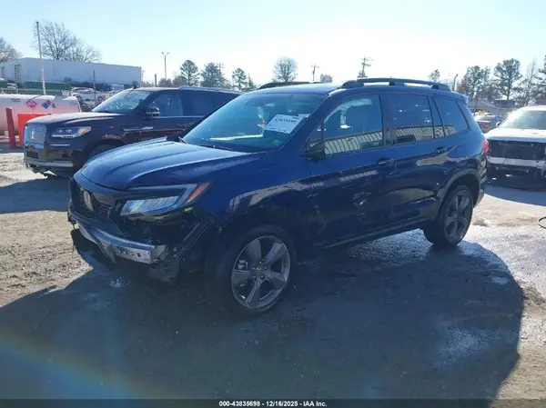 5FNYF8H9XKB002832 2019 HONDA PASSPORT - Image 2