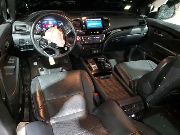 5FNYF8H9XKB010610 2019 HONDA PASSPORT - Image 8