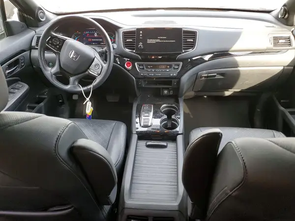 5FNYF8H9XKB022160 2019 HONDA PASSPORT - Image 8