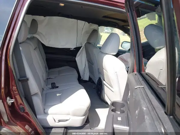 5FNYF8H9XKB027990 2019 HONDA PASSPORT - Image 8