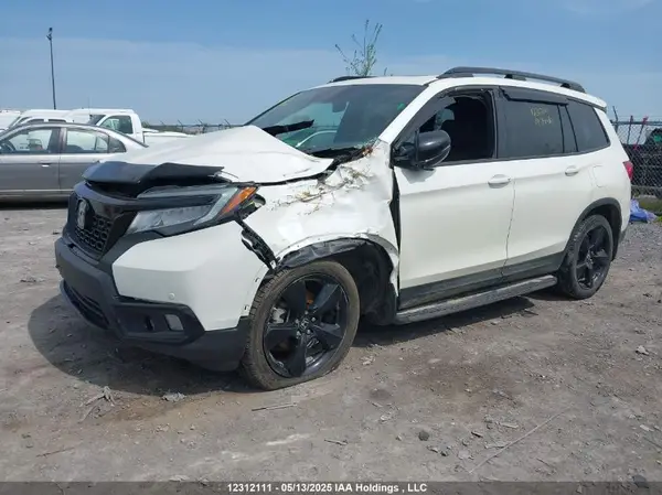 5FNYF8H9XKB500299 2019 HONDA PASSPORT - Image 2