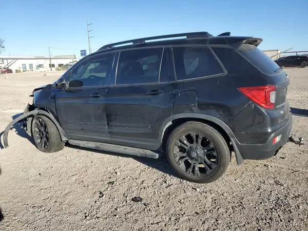 5FNYF8H9XLB005604 2020 HONDA PASSPORT - Image 2