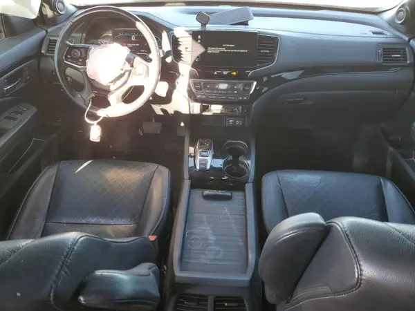 5FNYF8H9XLB005604 2020 HONDA PASSPORT - Image 8