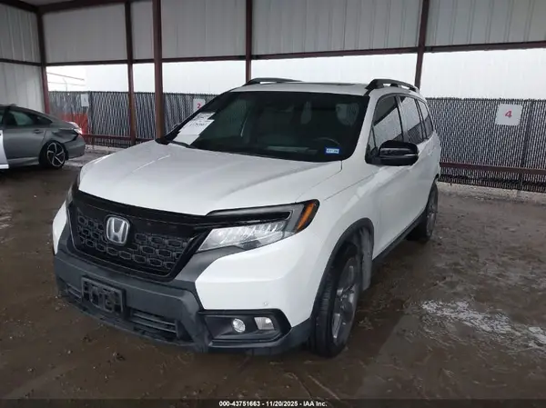 5FNYF8H9XLB013119 2020 HONDA PASSPORT - Image 2