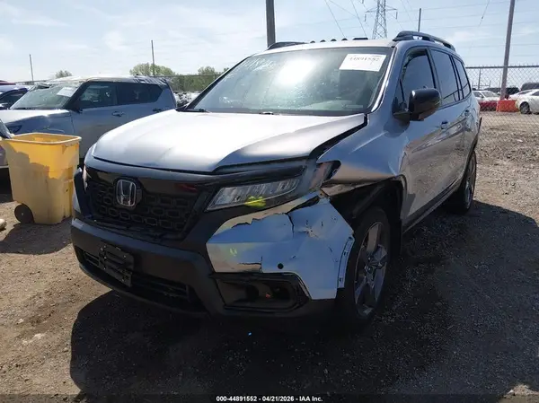 5FNYF8H9XLB017042 2020 HONDA PASSPORT - Image 2