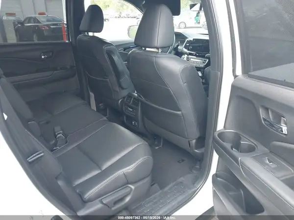 5FNYF8H9XMB025899 2021 HONDA PASSPORT - Image 8