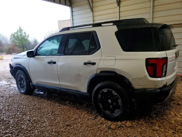 5FNYF9H80TB018634 2026 HONDA PASSPORT - Image 2