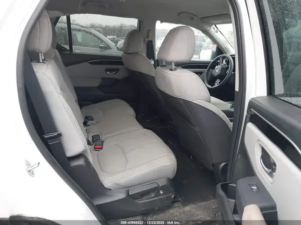 5FNYG1H22PB032857 2023 HONDA PILOT - Image 8