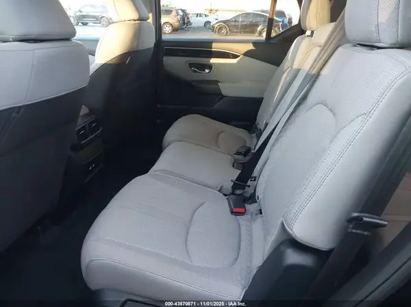 5FNYG1H28PB020602 2023 HONDA PILOT - Image 8
