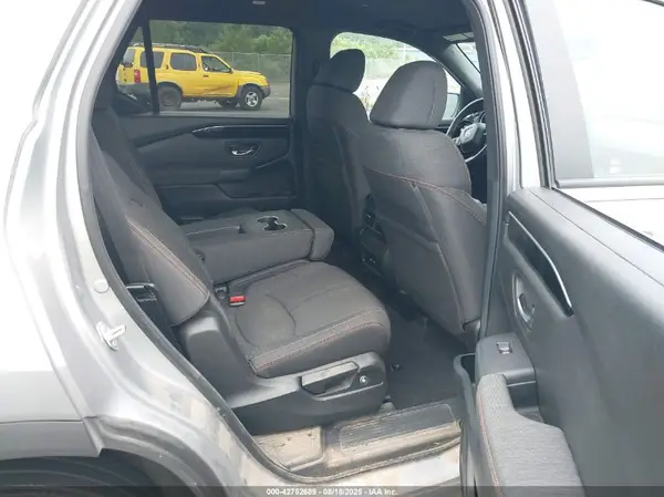 5FNYG1H32SB031516 2025 HONDA PILOT - Image 8