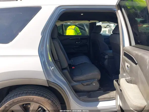 5FNYG1H33SB003756 2025 HONDA PILOT - Image 8