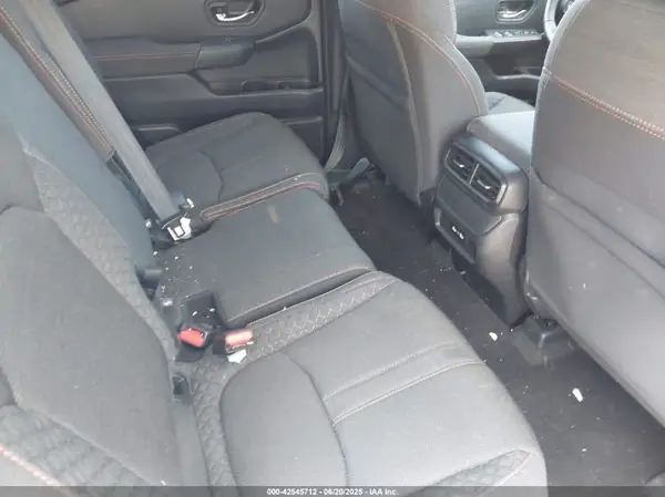 5FNYG1H36PB024804 2023 HONDA PILOT - Image 8