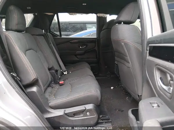 5FNYG1H37PB503880 2023 HONDA PILOT - Image 8
