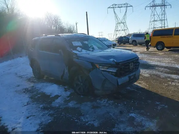 5FNYG1H38SB054881 2025 HONDA PILOT - Image 1