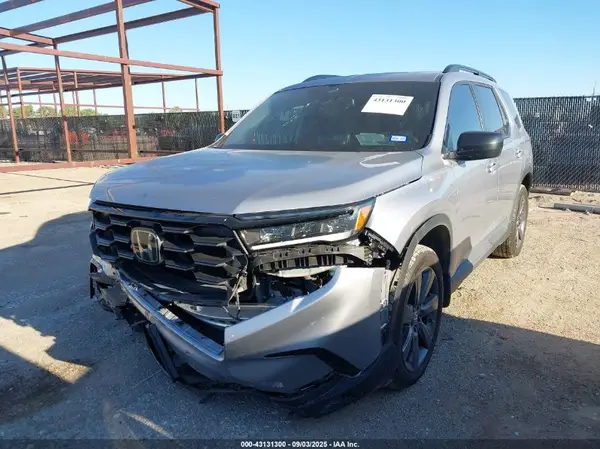 5FNYG1H39PB027082 2023 HONDA PILOT - Image 2