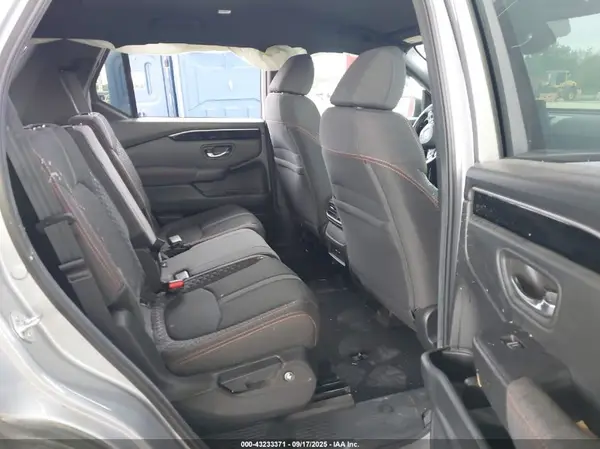 5FNYG1H39RB032026 2024 HONDA PILOT - Image 8