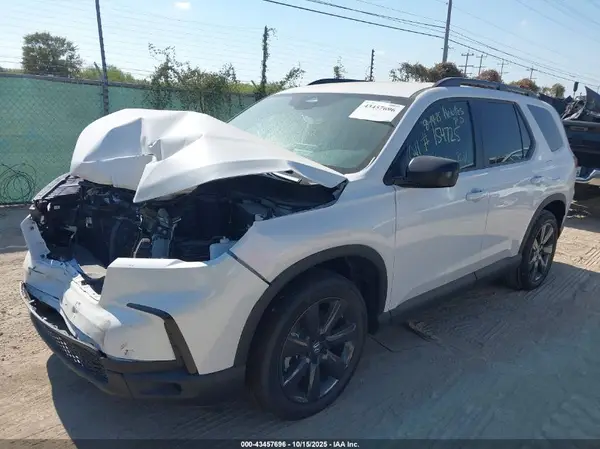 5FNYG1H39SB149529 2025 HONDA PILOT - Image 2