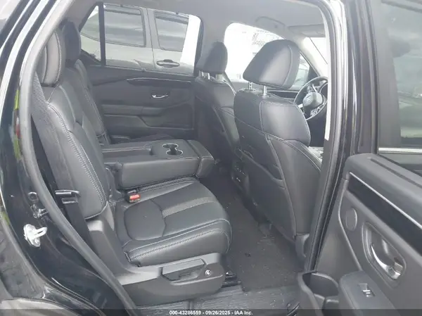 5FNYG1H41PB045908 2023 HONDA PILOT - Image 8