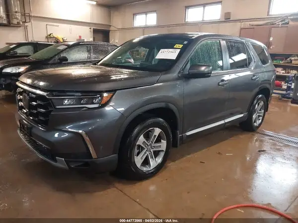 5FNYG1H43SB156307 2025 HONDA PILOT - Image 2