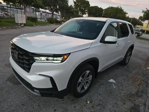 5FNYG1H45RB008220 2024 HONDA PILOT - Image 2