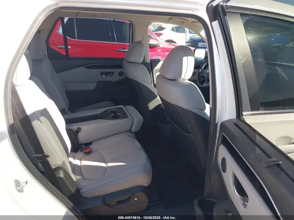 5FNYG1H45RB037524 2024 HONDA PILOT - Image 8