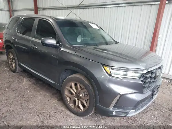 5FNYG1H46PB034578 2023 HONDA PILOT - Image 1