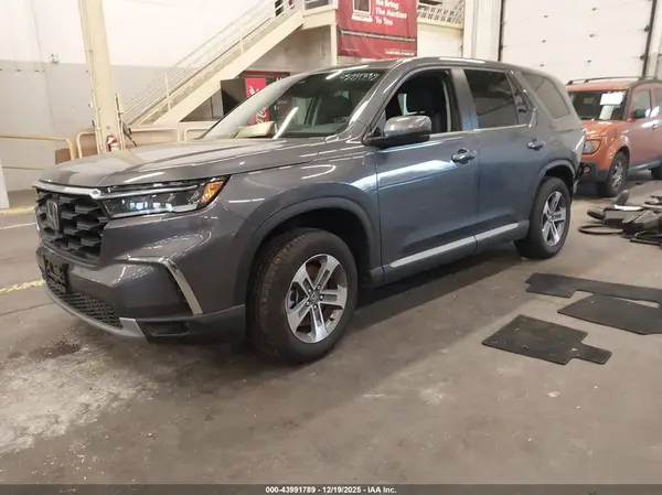 5FNYG1H49SB046541 2025 HONDA PILOT - Image 2