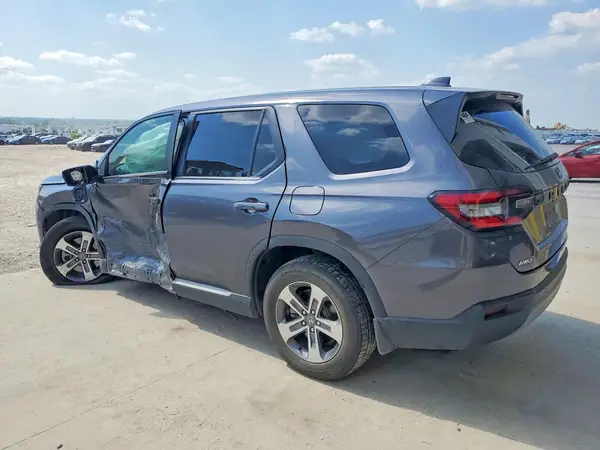 5FNYG1H50RB007596 2024 HONDA PILOT - Image 2