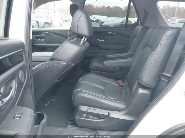 5FNYG1H51PB012156 2023 HONDA PILOT - Image 8