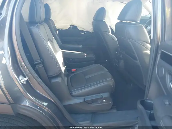 5FNYG1H55PB041790 2023 HONDA PILOT - Image 8