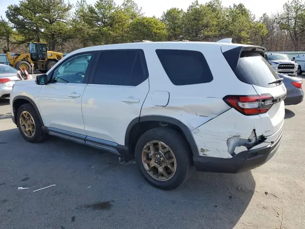 5FNYG1H58RB003599 2024 HONDA PILOT - Image 2