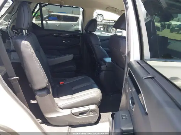 5FNYG1H58RB009869 2024 HONDA PILOT - Image 8