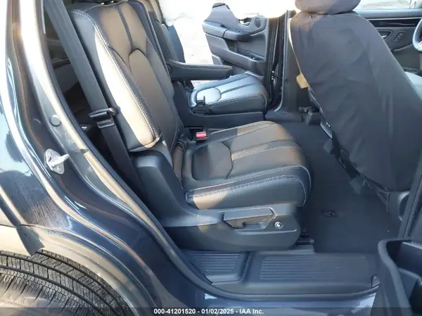 5FNYG1H59PB041758 2023 HONDA PILOT - Image 8