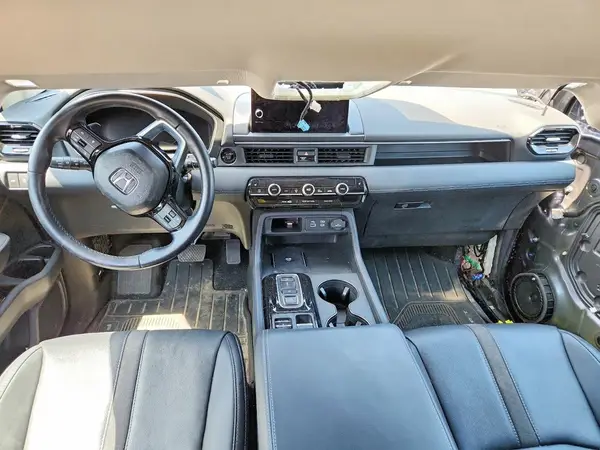 5FNYG1H59RB049510 2024 HONDA PILOT - Image 8