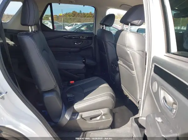 5FNYG1H5XRB006715 2024 HONDA PILOT - Image 8
