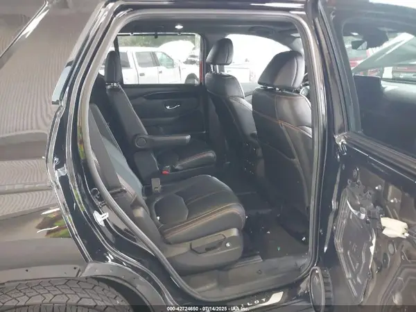 5FNYG1H60RB040879 2024 HONDA PILOT - Image 8