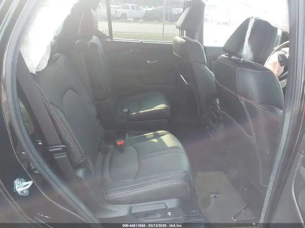 5FNYG1H60SB045327 2025 HONDA PILOT - Image 8