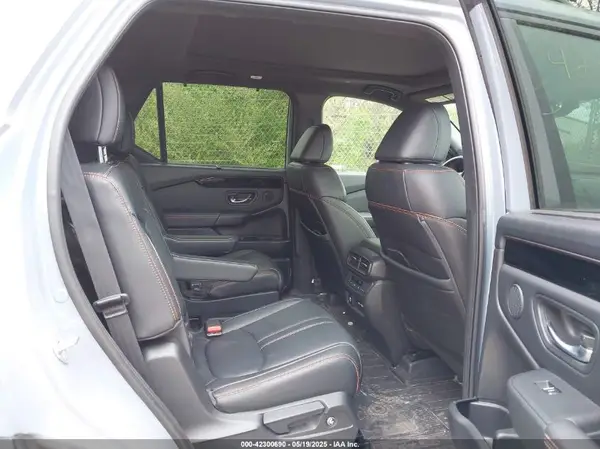 5FNYG1H61PB026888 2023 HONDA PILOT - Image 8
