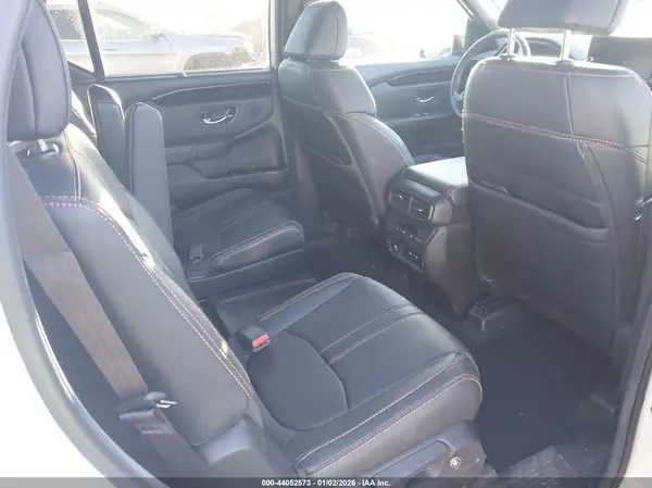 5FNYG1H61RB005140 2024 HONDA PILOT - Image 8