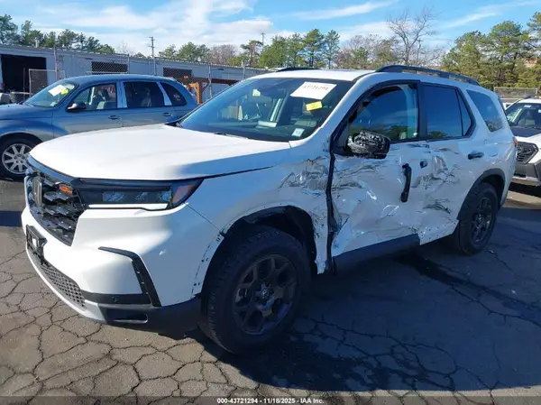5FNYG1H61SB142343 2025 HONDA PILOT - Image 2