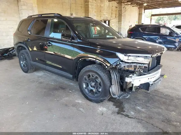 5FNYG1H62SB114101 2025 HONDA PILOT - Image 1