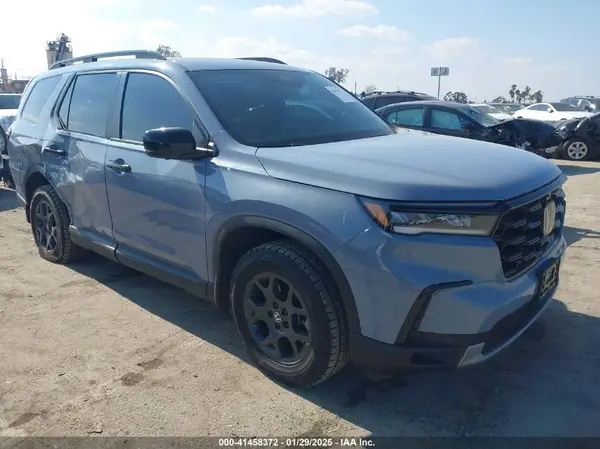 5FNYG1H64PB055172 2023 HONDA PILOT - Image 1