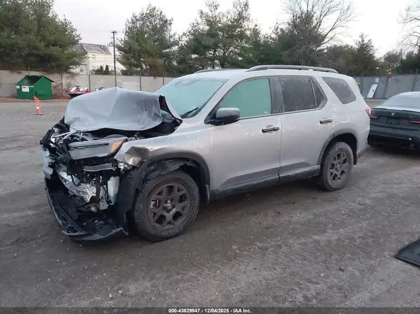 5FNYG1H64SB155569 2025 HONDA PILOT - Image 2