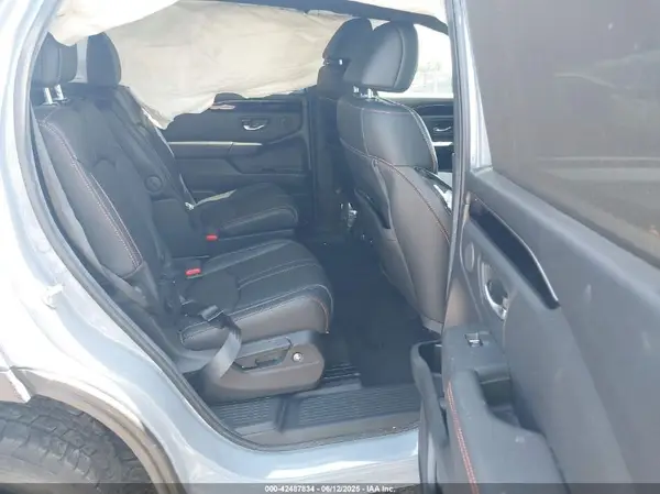 5FNYG1H65RB046550 2024 HONDA PILOT - Image 8