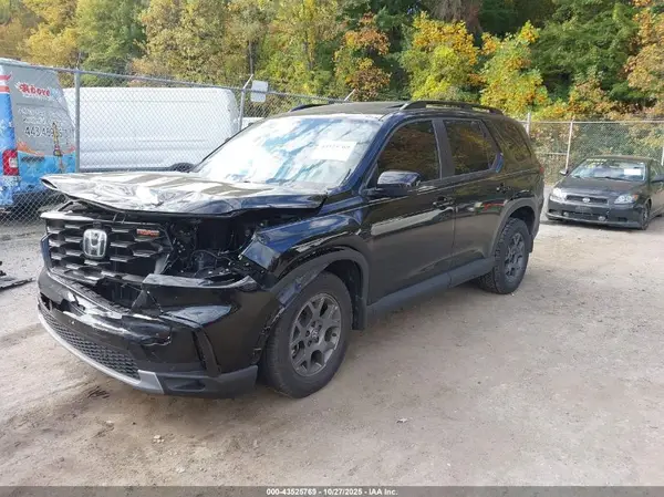 5FNYG1H65SB005115 2025 HONDA PILOT - Image 2