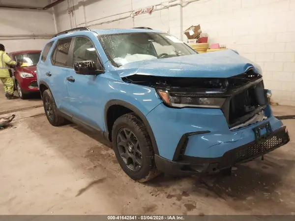 5FNYG1H65SB035084 2025 HONDA PILOT - Image 1