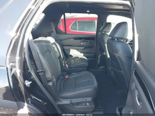 5FNYG1H66PB058283 2023 HONDA PILOT - Image 8
